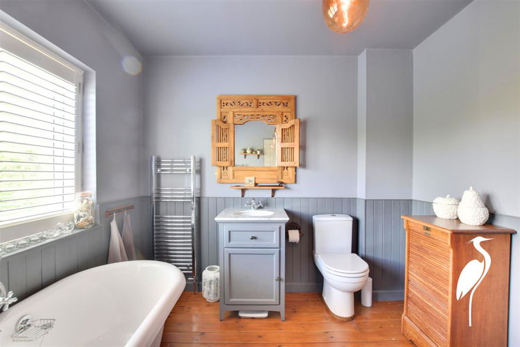 En-Suite Bathroom - Picture 22 of 35