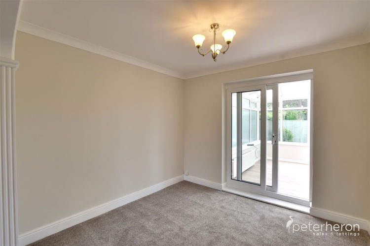 Dining Room - Picture 3 of 14