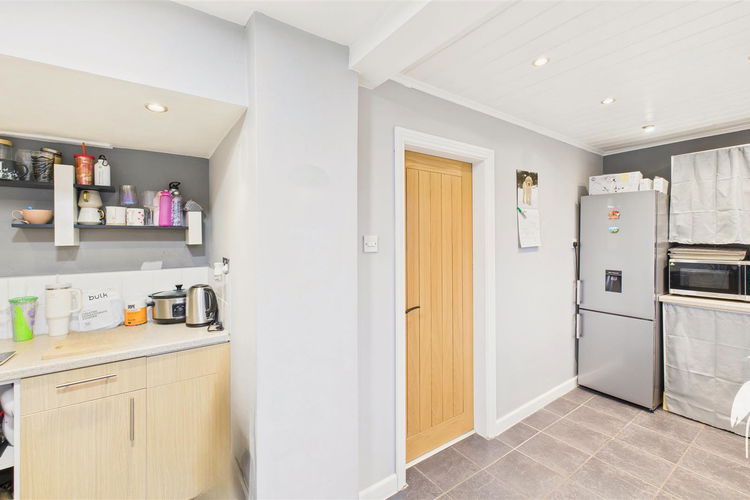 Kitchen - Picture 7 of 15