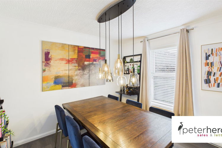 Dining Room - Picture 6 of 28