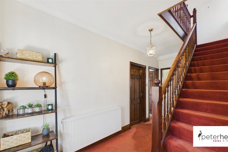 Entrance Hall - Picture 16 of 35