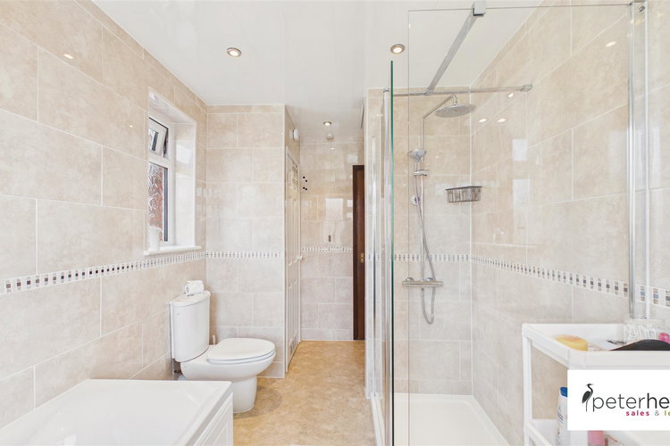 Bathroom - Picture 29 of 35