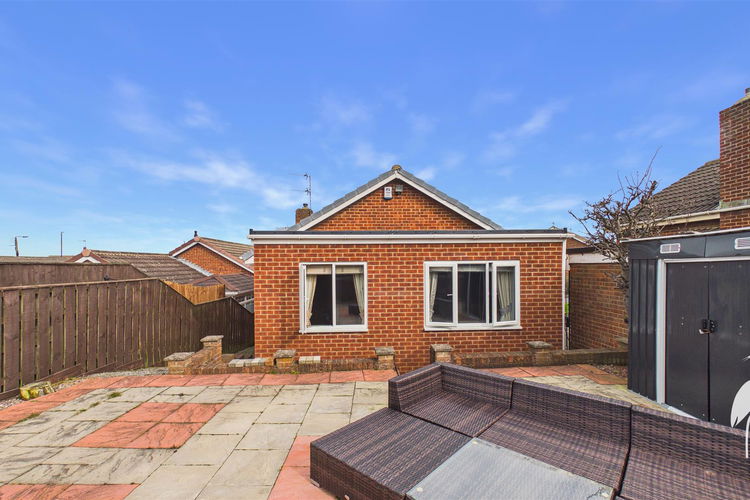 Outside - Picture 19 of 21