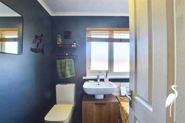 Bathroom - Picture 14 of 17