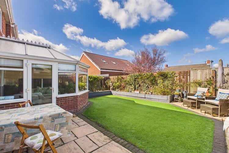 Outside - Picture 2 of 29