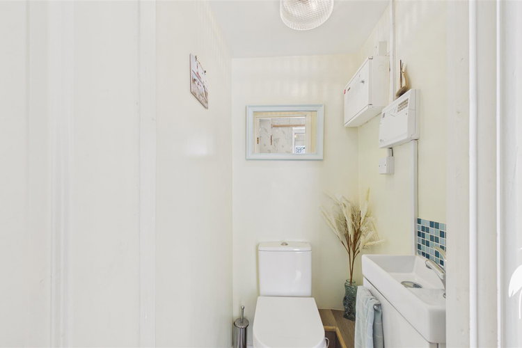 Cloakroom/WC - Picture 12 of 29