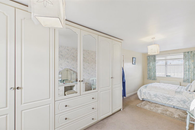 Bedroom 1 - Picture 15 of 29