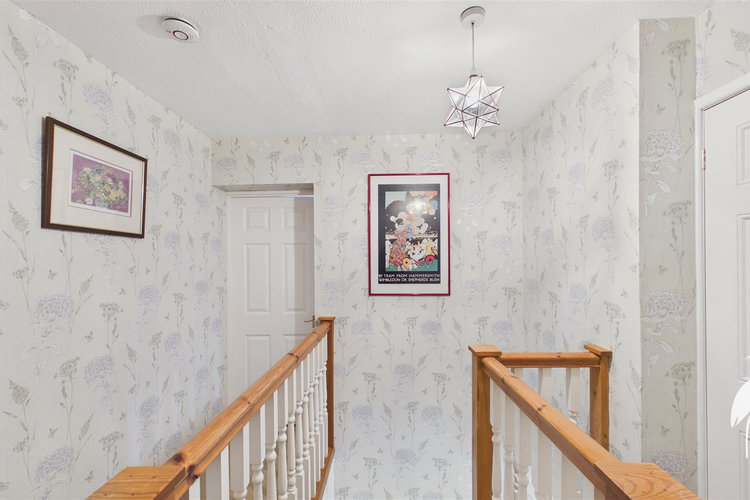 First Floor Landing - Picture 22 of 29