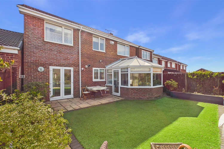 Outside - Picture 29 of 29