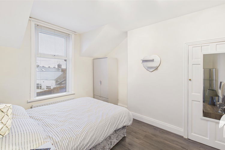 Bedroom 2 - Picture 16 of 19