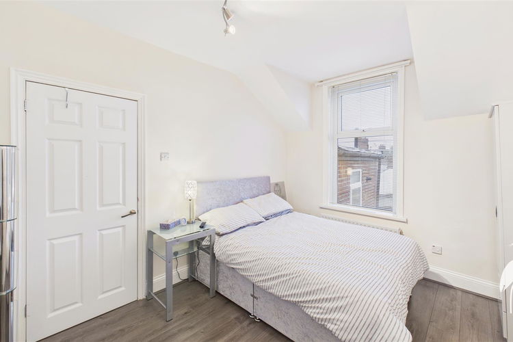 Bedroom 2 - Picture 17 of 19