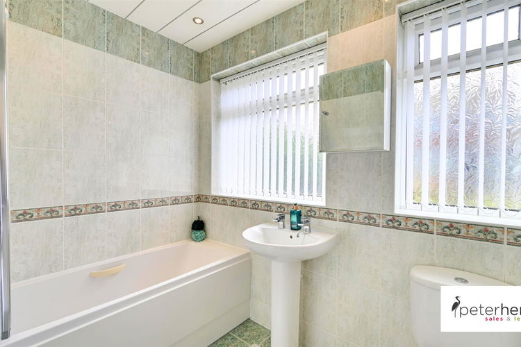 Bathroom - Picture 23 of 26