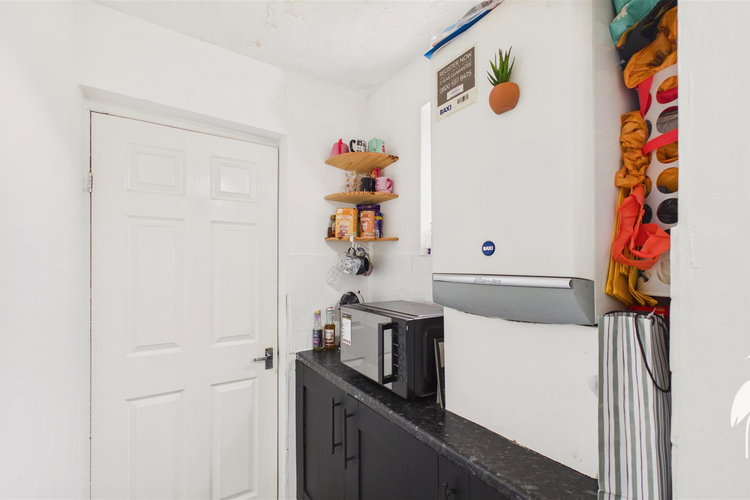 Kitchen - Picture 12 of 26
