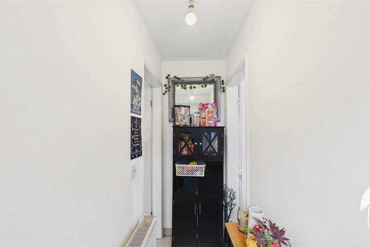Rear Lobby - Picture 14 of 26