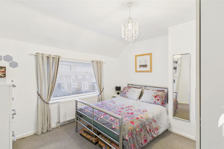 Bedroom 2 - Picture 16 of 27