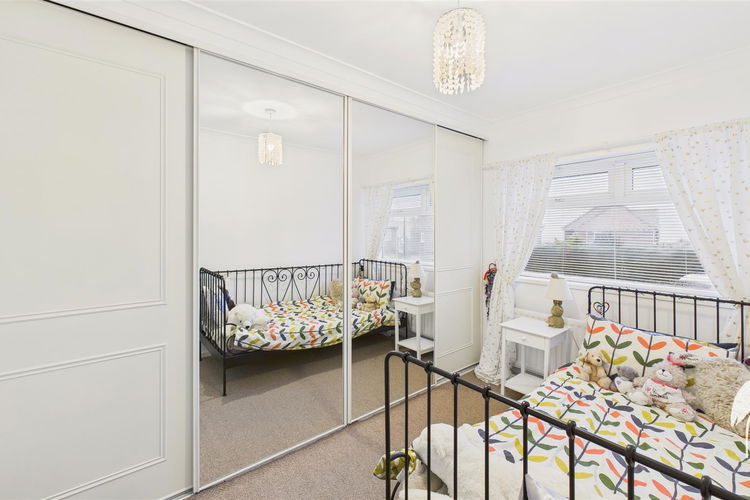 Bedroom 3 - Picture 18 of 27