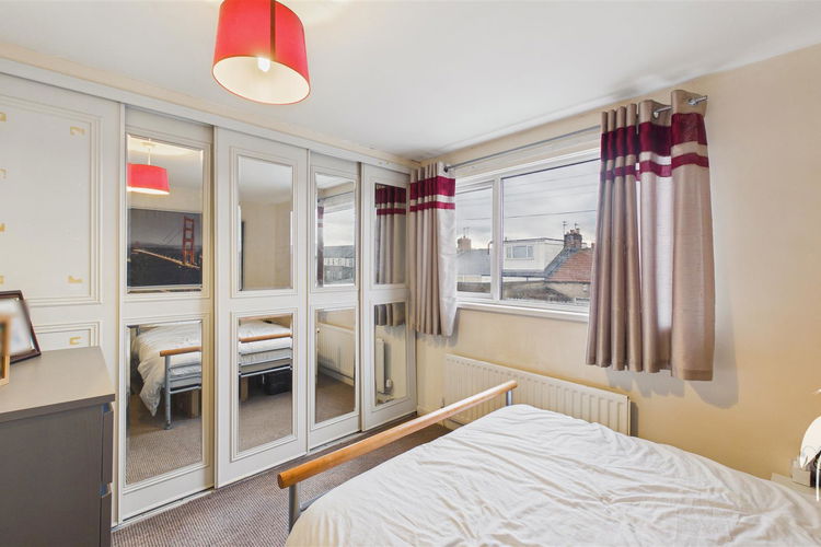 Bedroom 1 - Picture 10 of 14