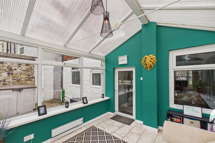 Conservatory - Picture 19 of 42