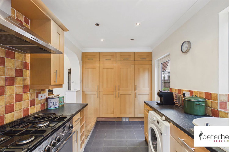 Kitchen - Picture 13 of 40