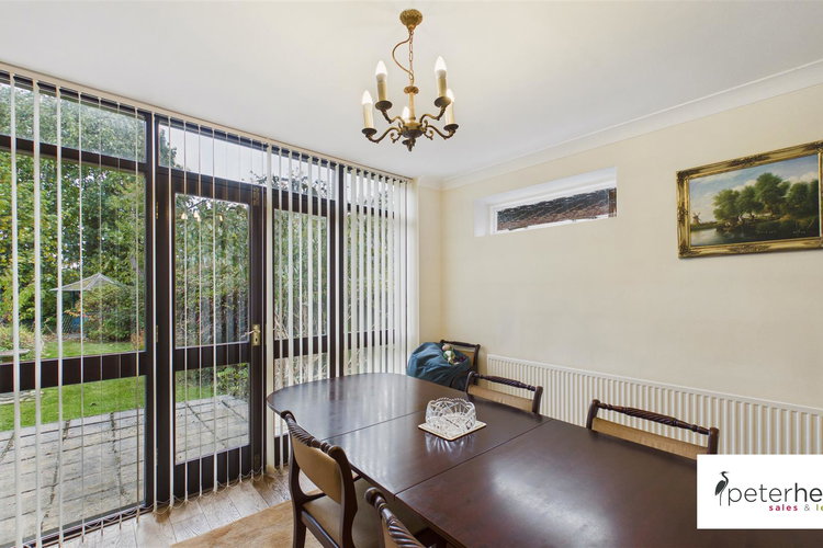 Dining Room - Picture 9 of 40