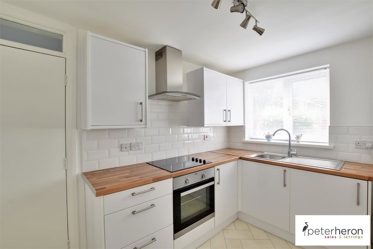 Kitchen - Picture 3 of 8