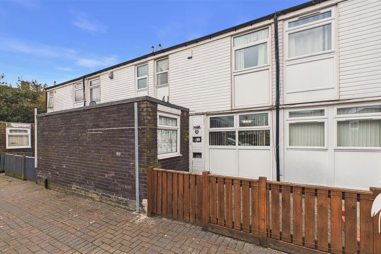 Outside - Picture 20 of 20