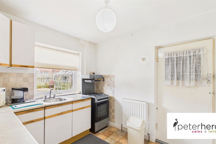 Dining Room - Picture 5 of 13