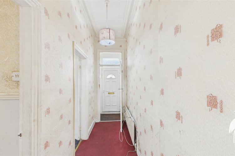 Hallway - Picture 11 of 15
