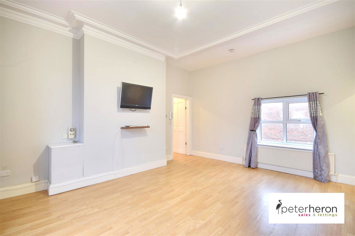 The Avenue, Sunderland, Tyne and Wear, SR2 7EZ £45,000 from Peter Heron