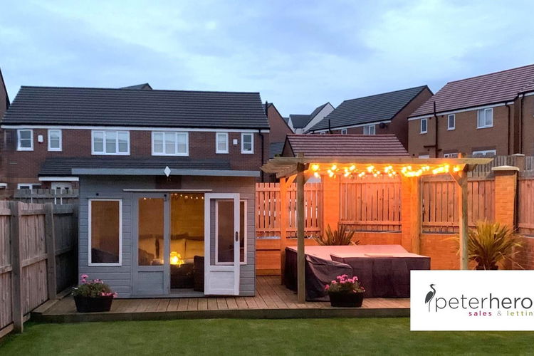 The Garden at Evening - Picture 33 of 35