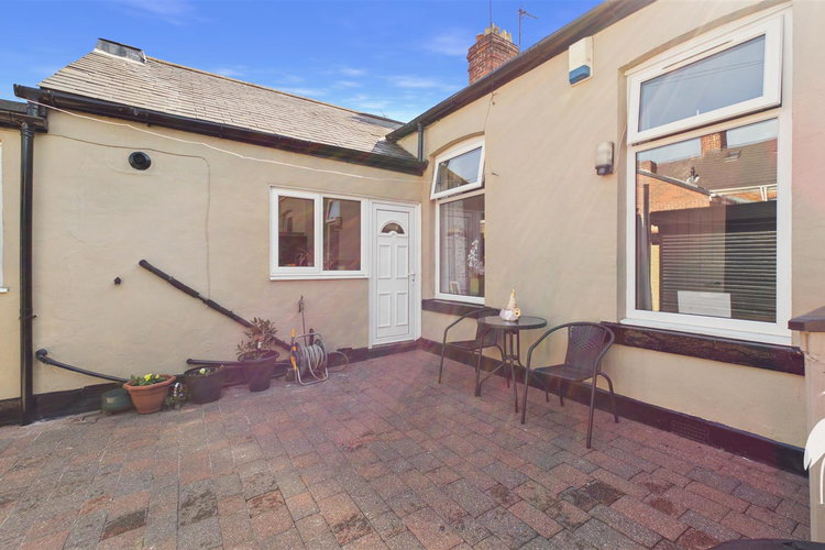 Outside - Picture 18 of 18