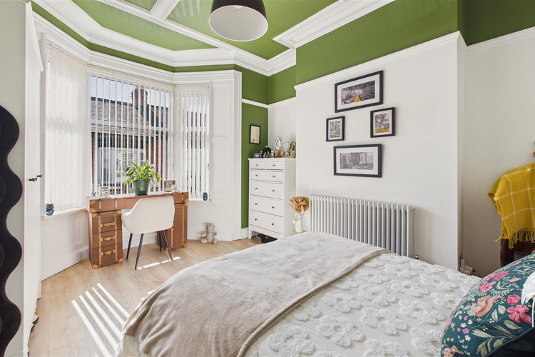 Bedroom 1 - Picture 7 of 18