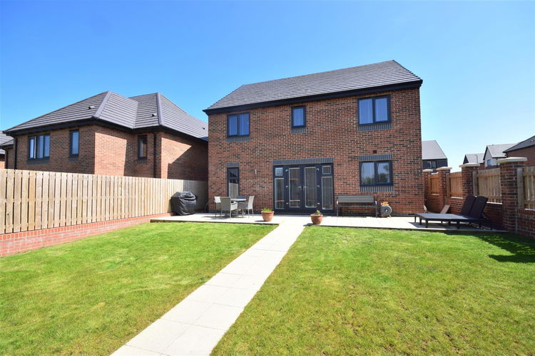 Leighfield Drive, Sunderland, Tyne and Wear, SR3 2DD £395,000 from