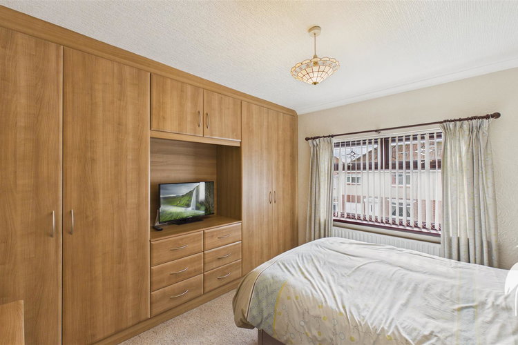 Bedroom 1 - Picture 15 of 25