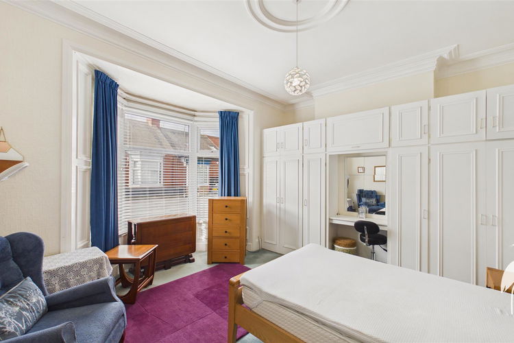 Bedroom 1 - Picture 15 of 19