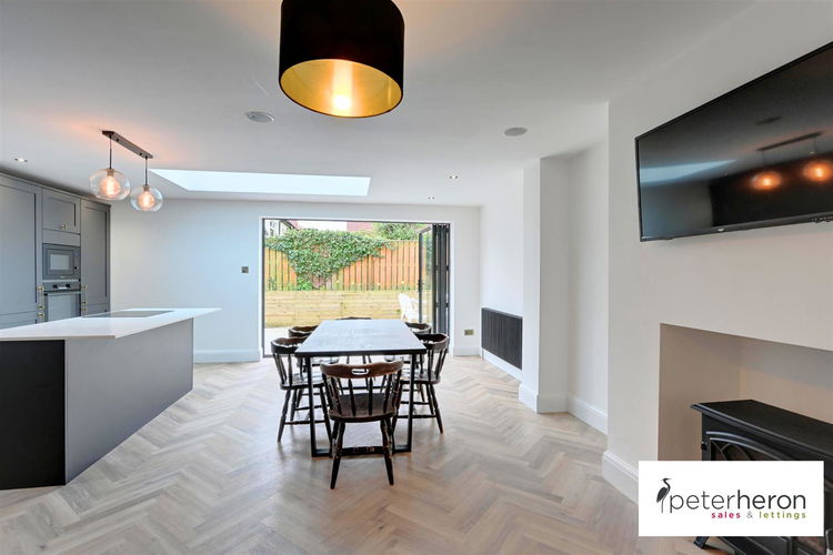 Open Plan Kitchen, Dining And Family Area - Picture 6 of 27