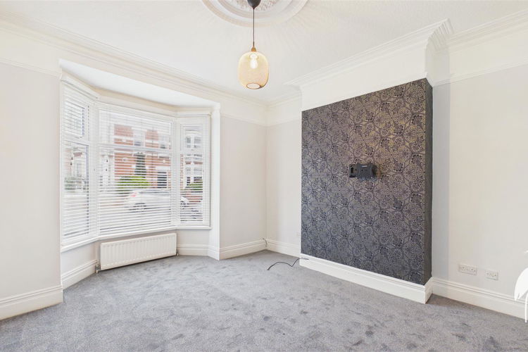 Bedroom 1 - Picture 8 of 16