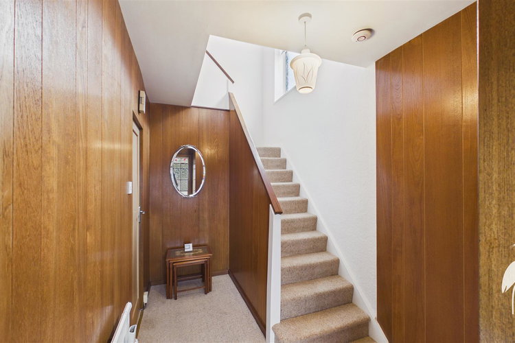 Reception Hall - Picture 12 of 28