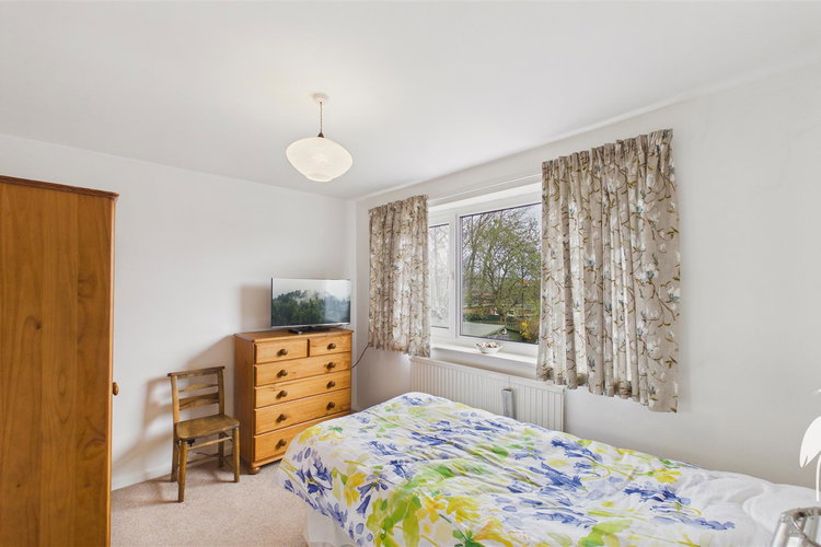 Bedroom 2 - Picture 16 of 28