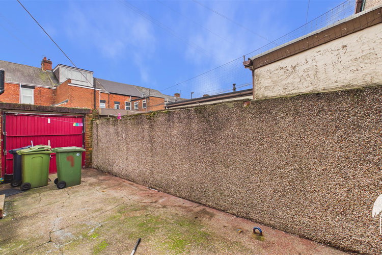 Outside - Picture 18 of 18