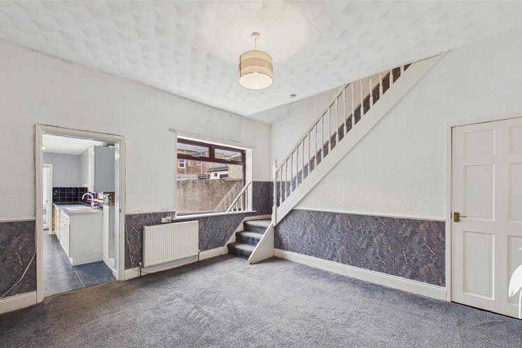 Dining Room - Picture 5 of 18