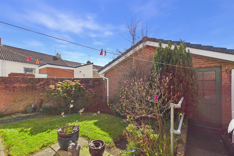 Outside - Picture 18 of 19