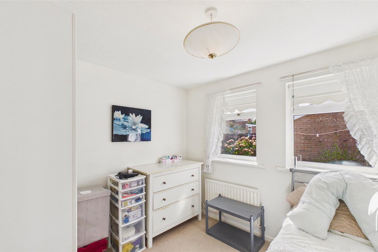 Bedroom 2 - Picture 10 of 19