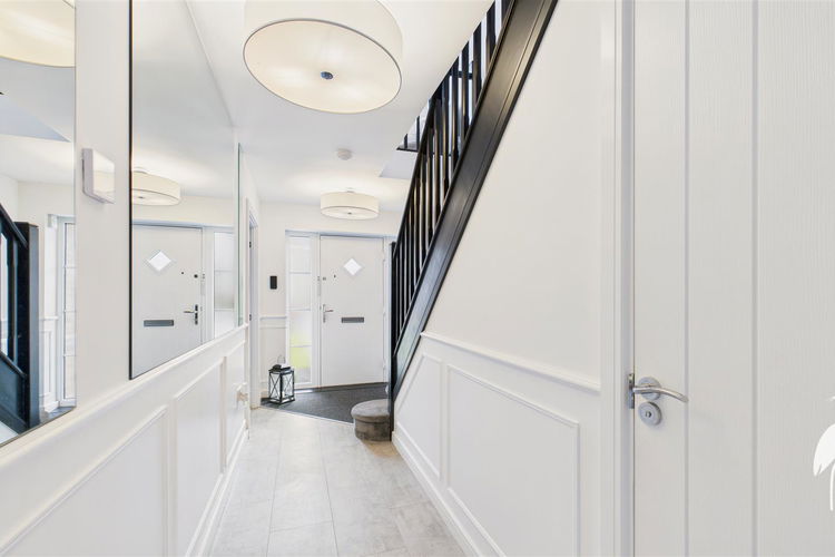 Reception Hall - Picture 14 of 38