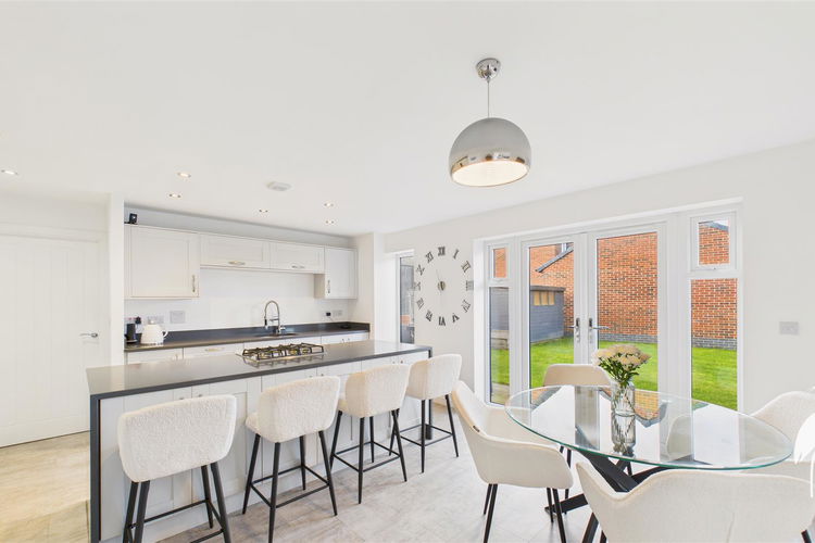 Dining Kitchen - Picture 4 of 38