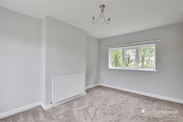 Bedroom 1 - Picture 8 of 17