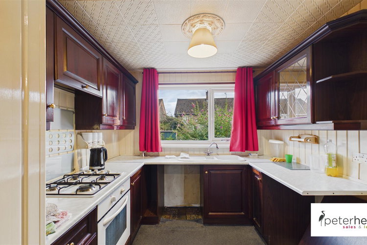 Kitchen - Picture 6 of 20
