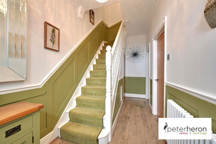 Entrance Hall - Picture 8 of 19