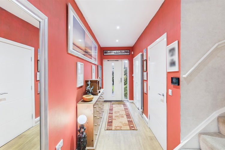 Reception Hall - Picture 11 of 33