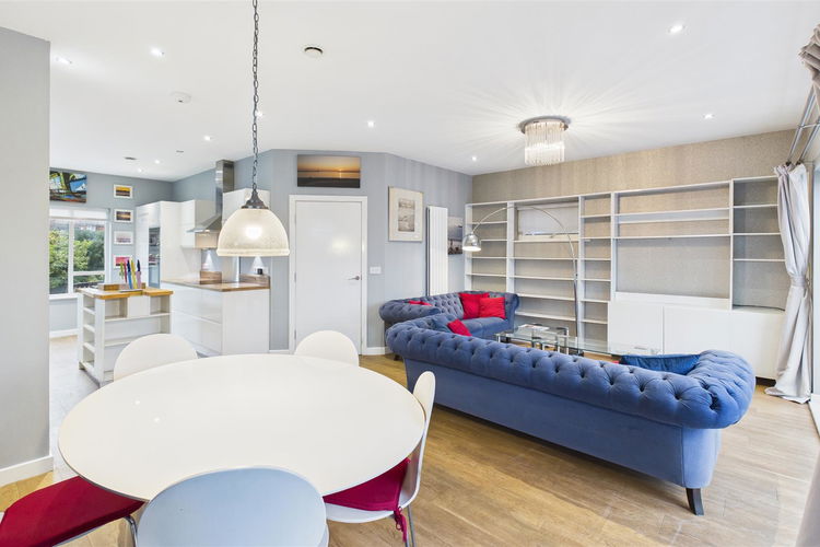 Open Plan Kitchen & Living Area - Picture 5 of 33